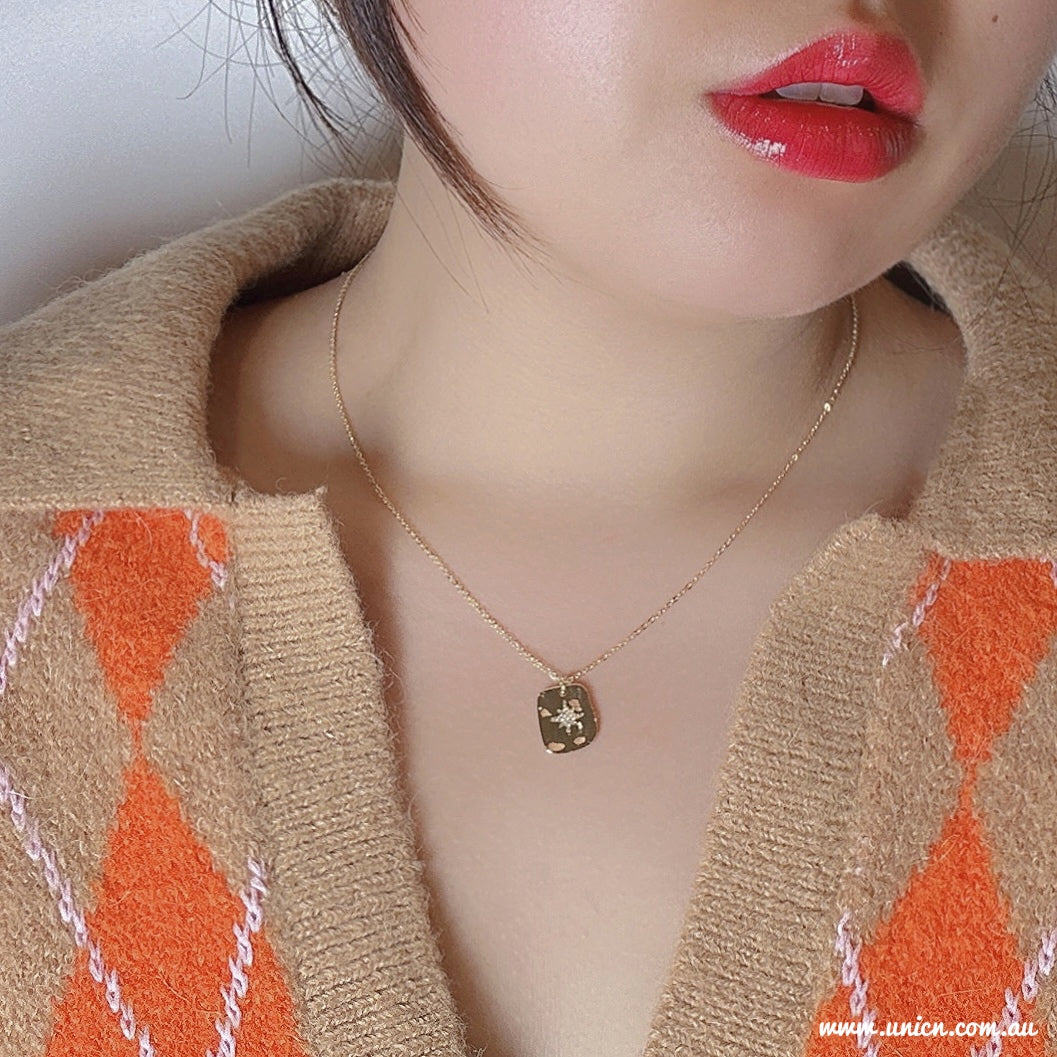 Snowflake Pendant Necklace