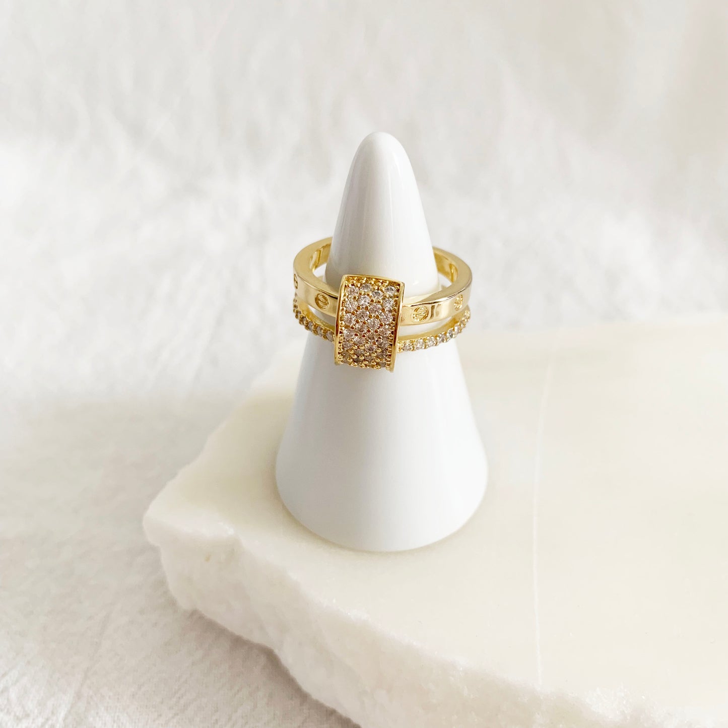 LOVE Ring