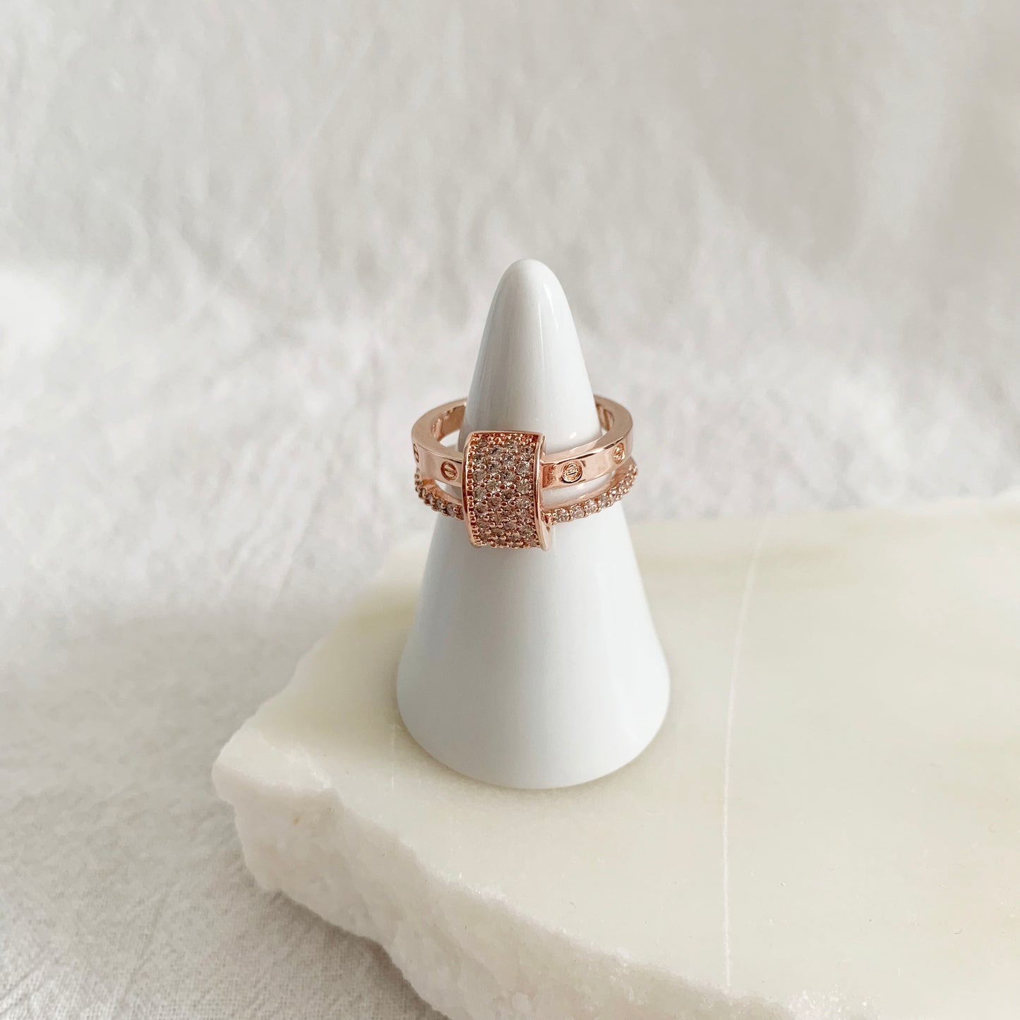 LOVE Ring