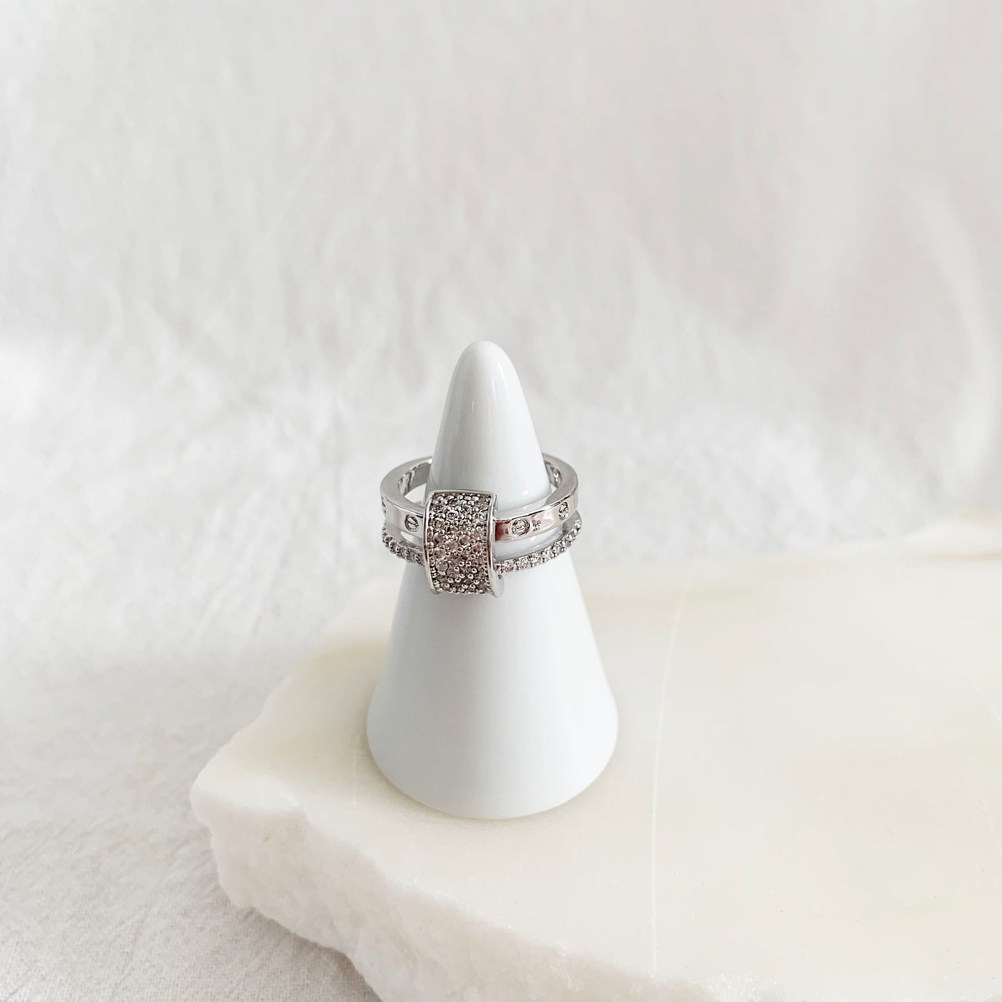 LOVE Ring