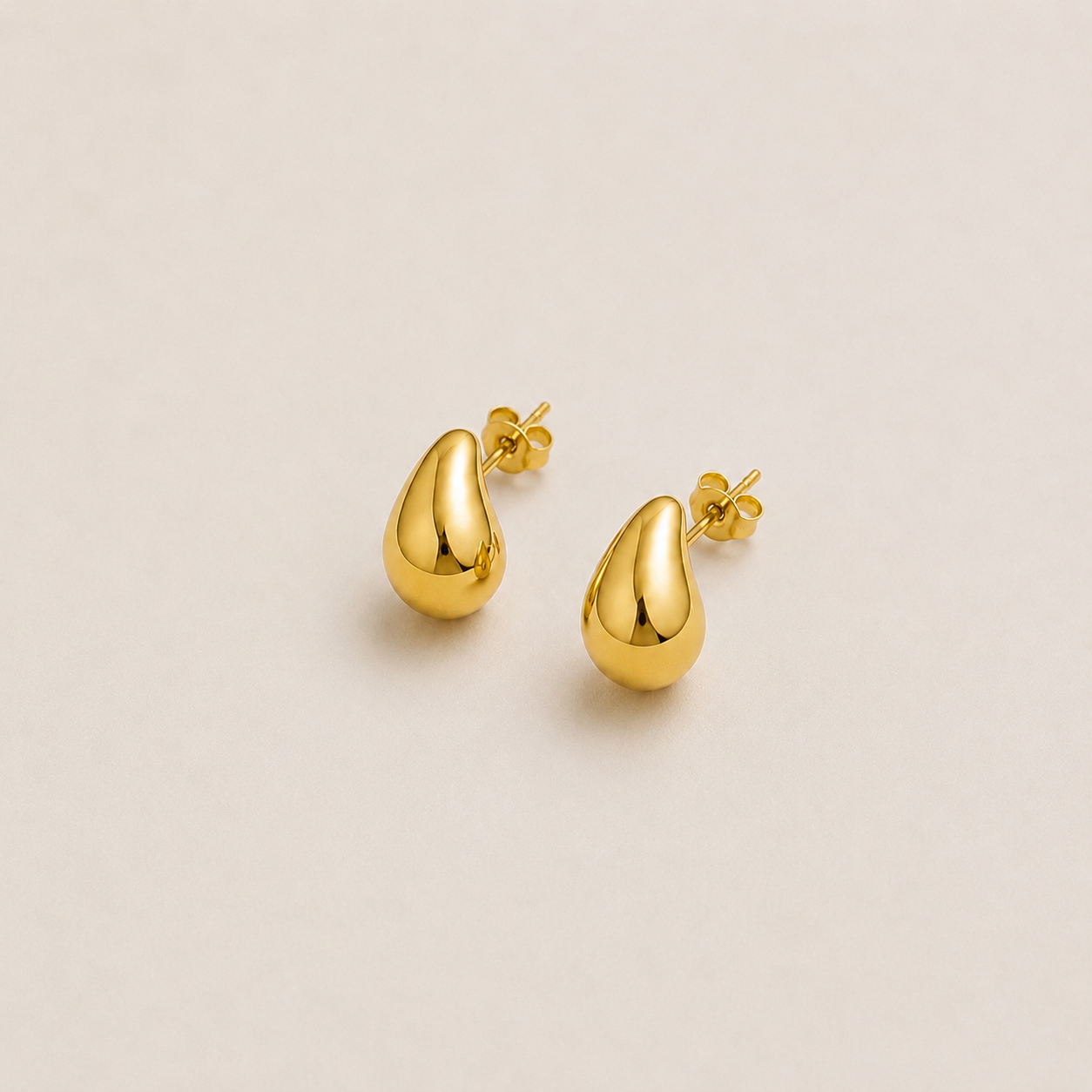 Cloud Bean Stud Earrings