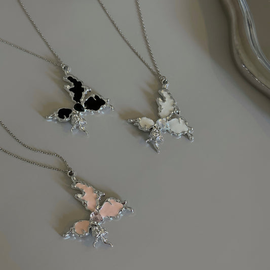 Y2K butterfly necklace