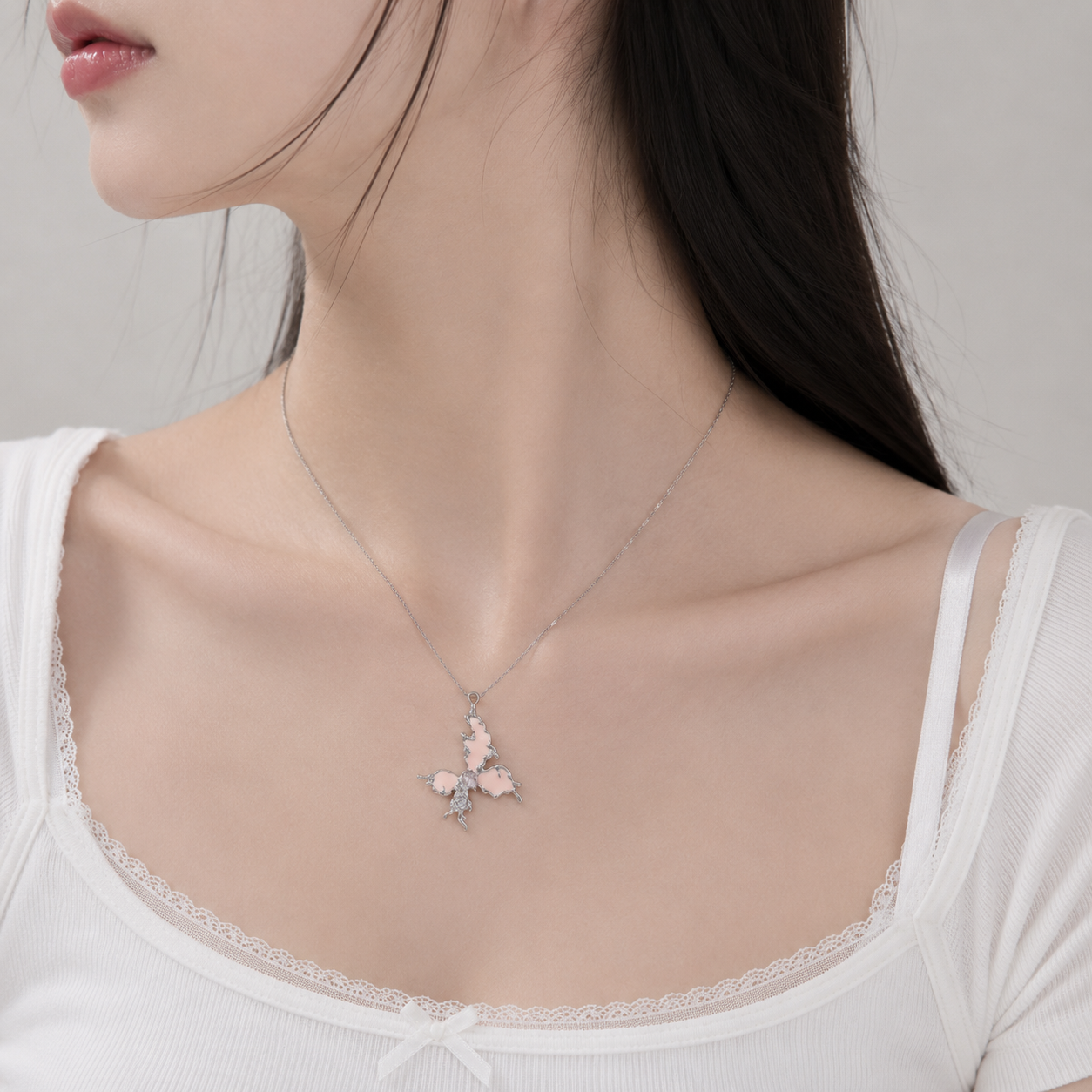 Y2K butterfly necklace
