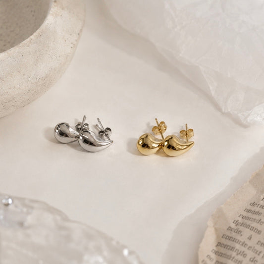 Cloud Bean Stud Earrings