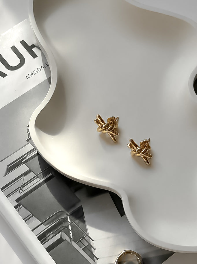 Mini Knot Earrings